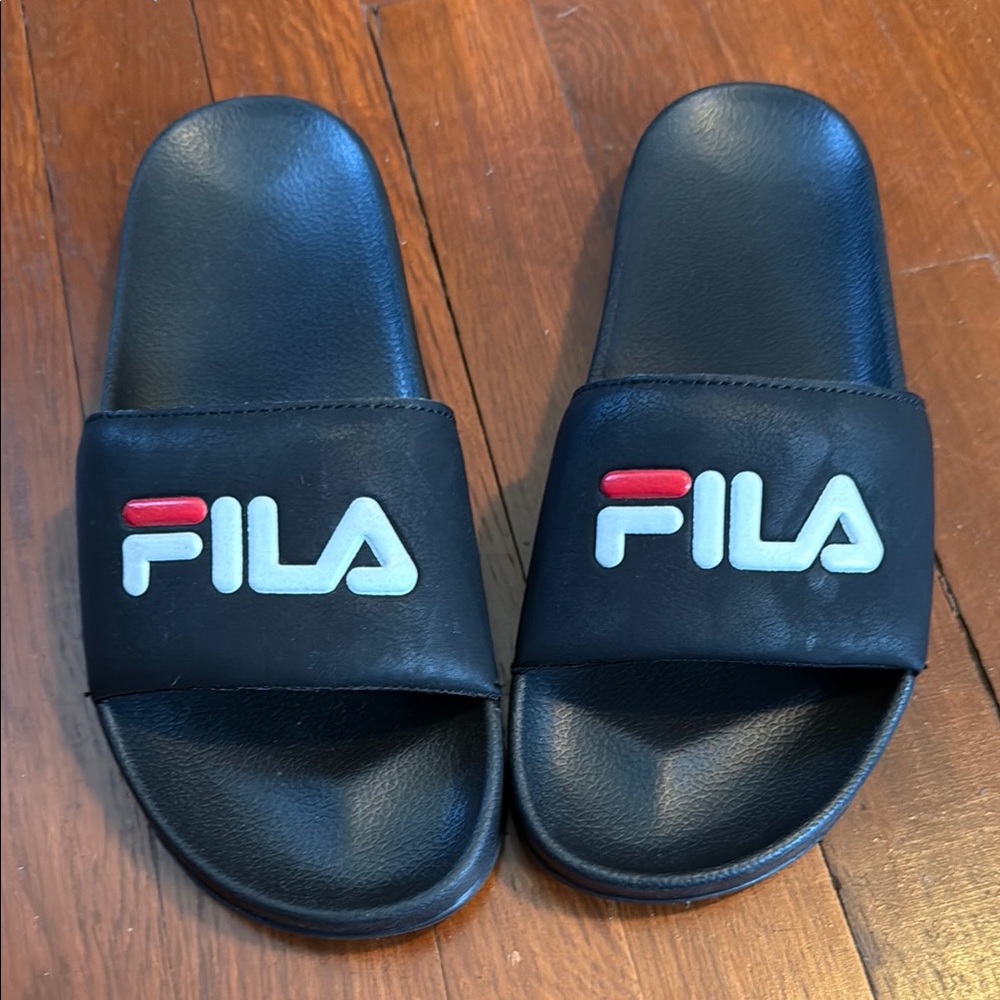 Fila Black Slide Sandals women’s size 7